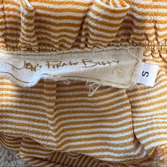 Jen’s Pirate Booty Cropped Stripes Tank Top - Picture 9 of 9